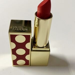 ESTEE LAUDER LIMITED EDITION LIPSTICK *RED RIBBON* FULL SIZE EXPIRY 30 NOV 2029